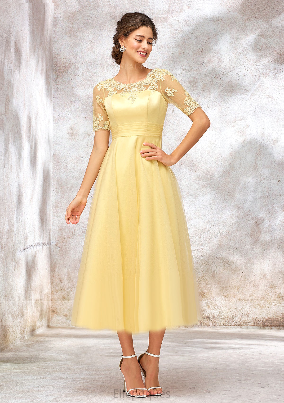 Short Sleeve A-line/Princess Tulle Bateau Bridesmaid Dresses With Lace Appliqued Angela HOP0025351
