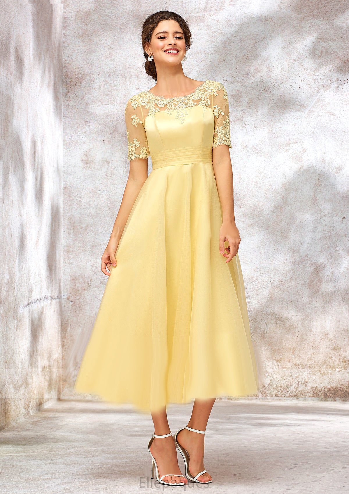 Short Sleeve A-line/Princess Tulle Bateau Bridesmaid Dresses With Lace Appliqued Angela HOP0025351
