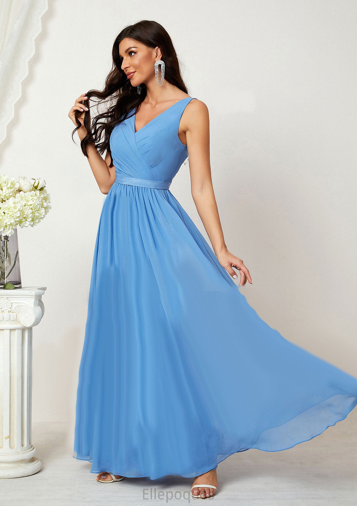 A-line V Neck Sleeveless Chiffon Long/Floor-Length Bridesmaid Dresses With Pleated Katelyn HOP0025360