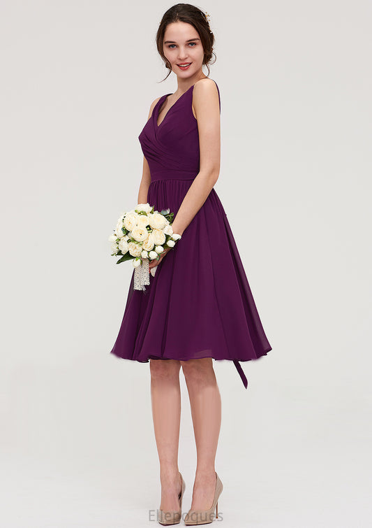 Sleeveless V Neck Chiffon A-line/Princess Knee-Length Bridesmaid Dresses With Pleated Tessa HOP0025401