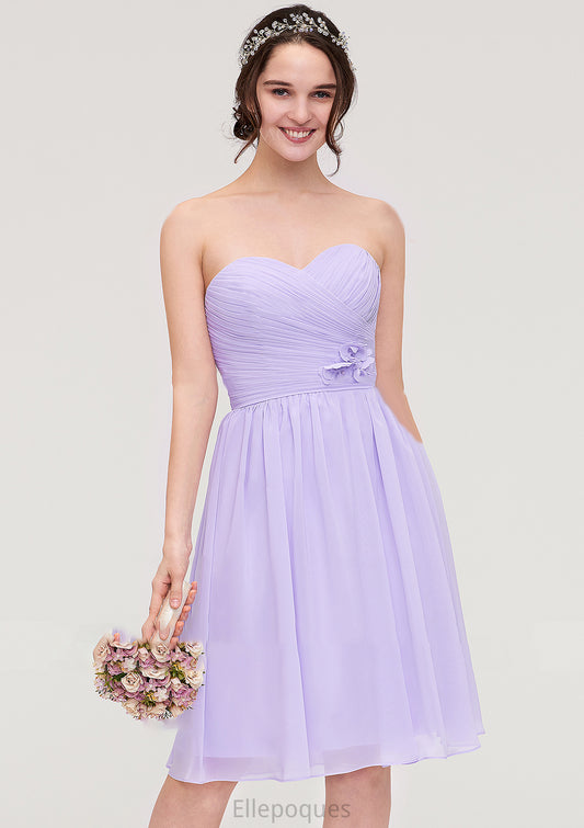 Sleeveless Sweetheart Chiffon Knee-Length A-line/Princess Bridesmaid Dresses With Pleated Flowers Yuliana HOP0025413