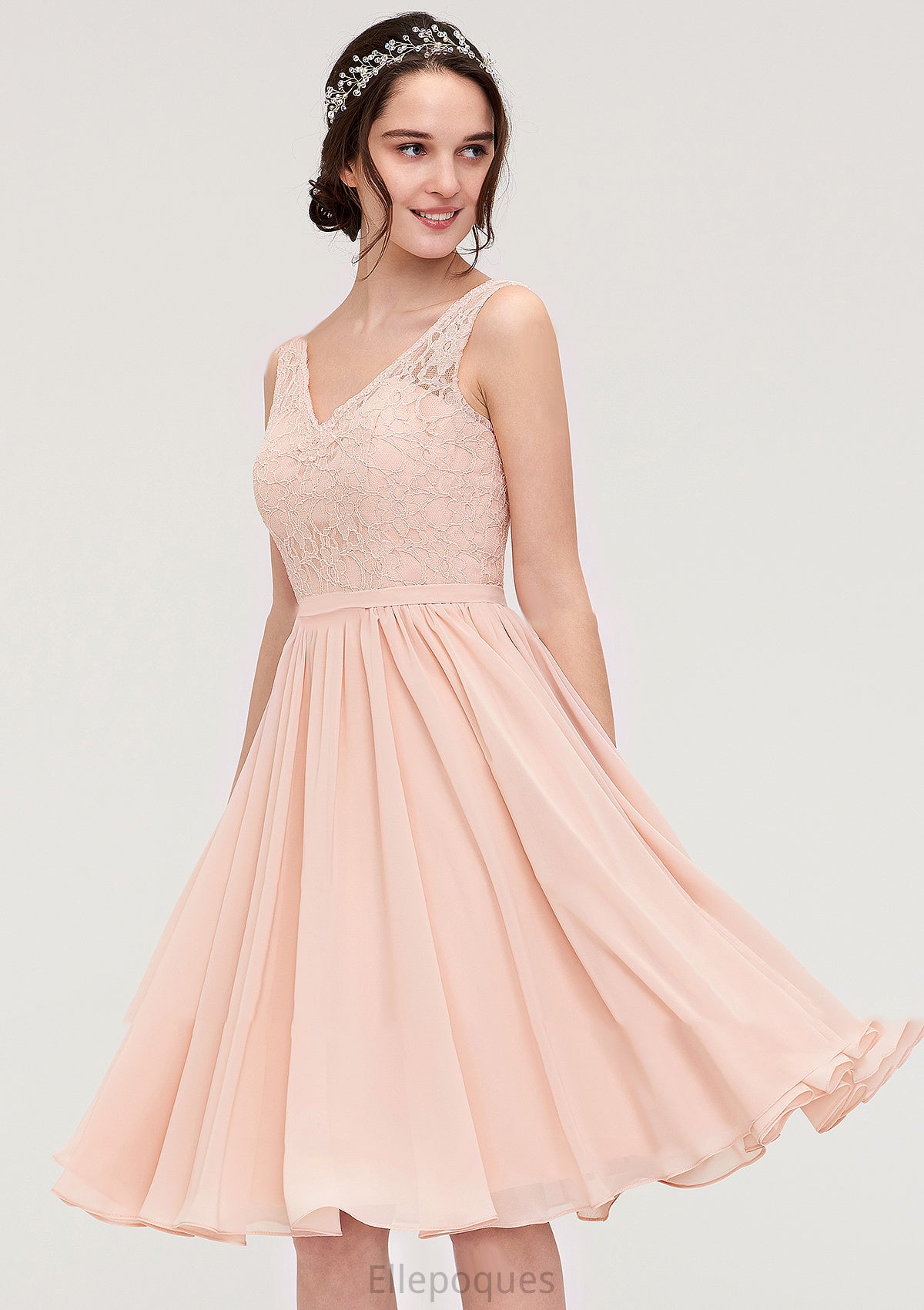 Sleeveless V Neck A-line/Princess Chiffon Knee-Length Bridesmaid Dresses With Lace Lisa HOP0025453