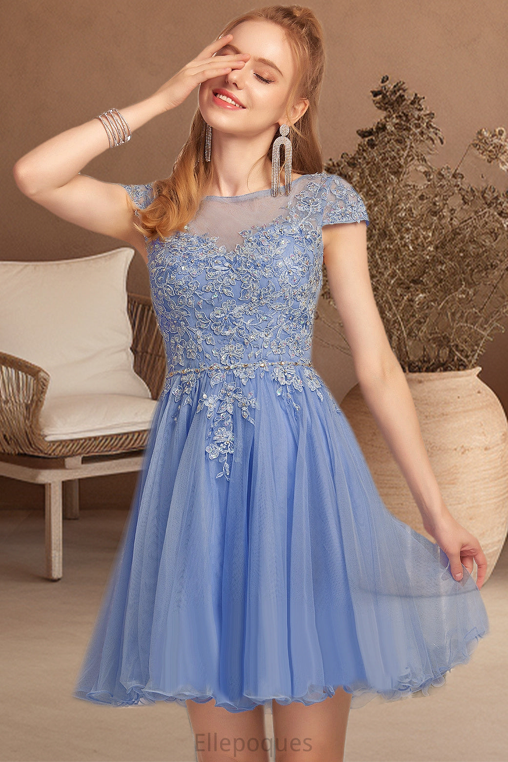 Teresa A-line Scoop Short/Mini Tulle Homecoming Dress With Beading Appliques Lace HOP0020547