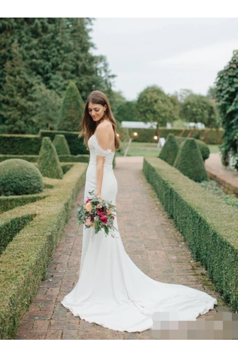 Sweetheart Lace Mermaid Wedding Dress With Off Shoulder Neckline Chapel Train