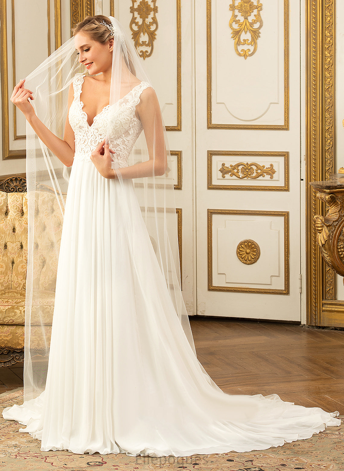 V-neck Chiffon Court Wedding Wedding Dresses A-Line Lace Halle Dress Train