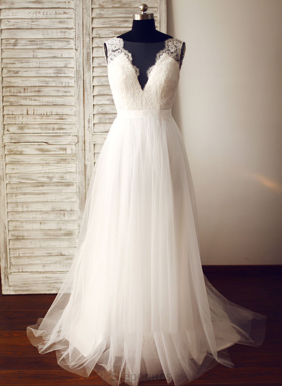 Tulle Sweep Train Wedding Dresses Aniya V-neck Dress Wedding A-Line