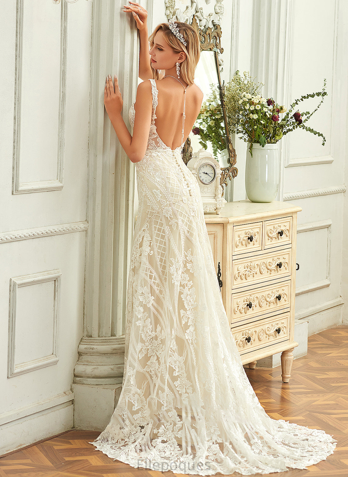 Lace Dress Trumpet/Mermaid Wedding Dresses Paulina Tulle Train Court V-neck Wedding