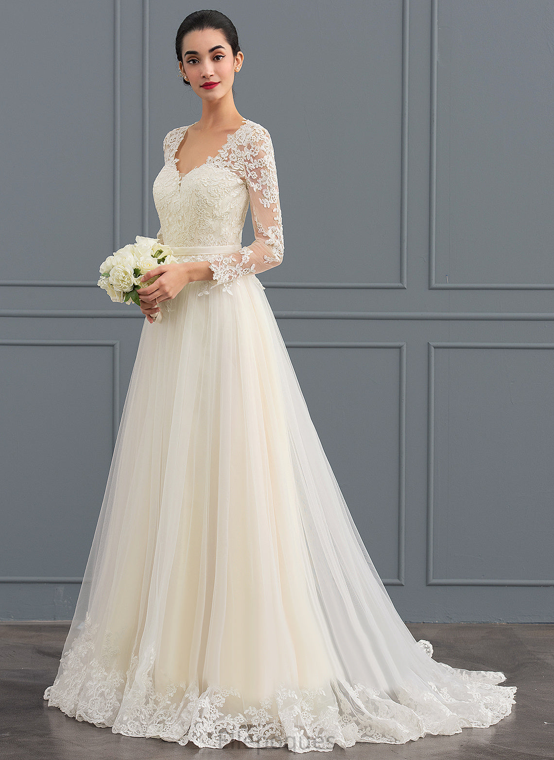 Tulle V-neck Lace Dress Sweep Train Wedding Dresses Cali Wedding Ball-Gown/Princess