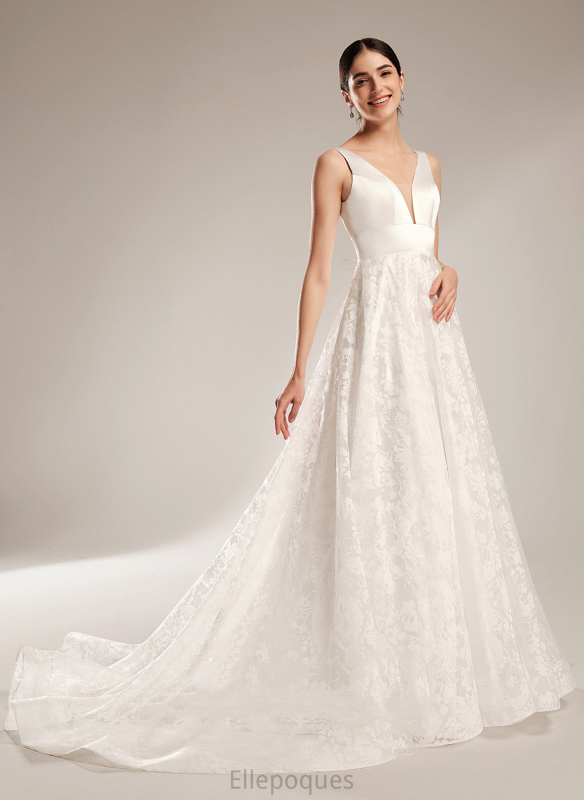 Wedding V-neck Ball-Gown/Princess Chapel Lace Satin Kate Dress Wedding Dresses Train