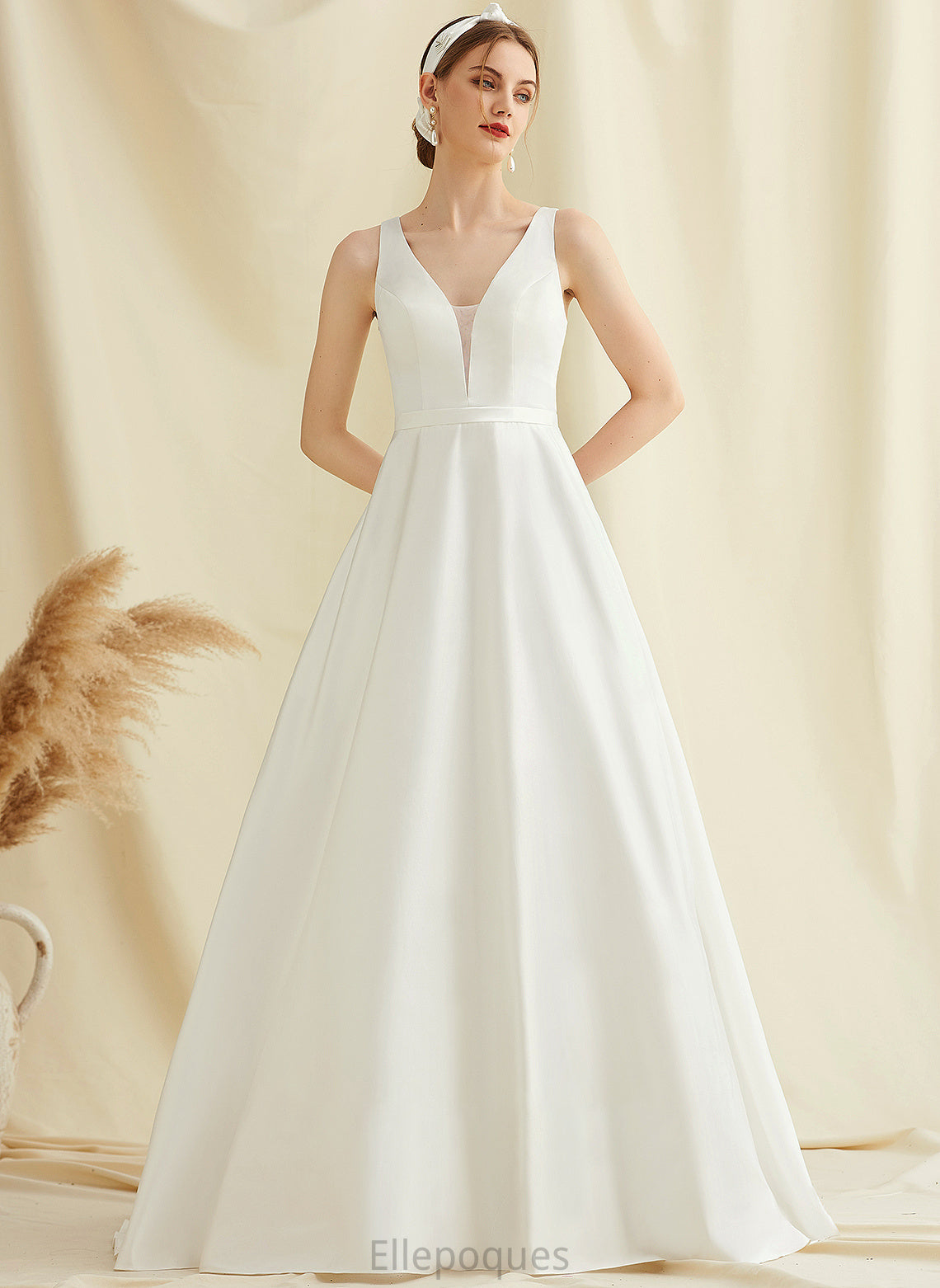 Wedding Dresses Sweep Alexis With V-neck Lace Dress Pockets Train Ball-Gown/Princess Wedding Satin