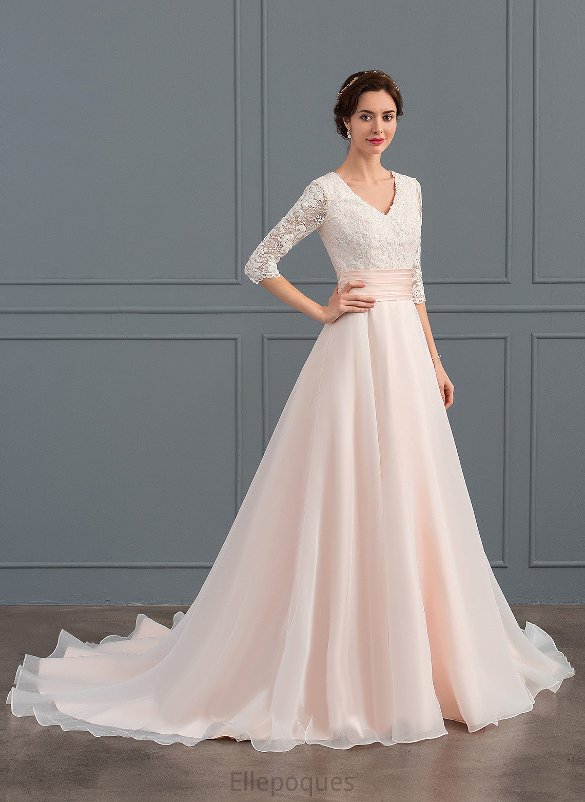 Lace Wedding Court Ball-Gown/Princess Dress Donna Wedding Dresses V-neck With Train Organza Ruffle