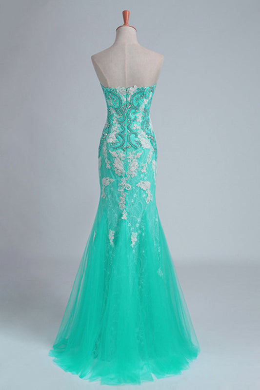 2024 Prom Dresses Strapless Column With Beading And Applique