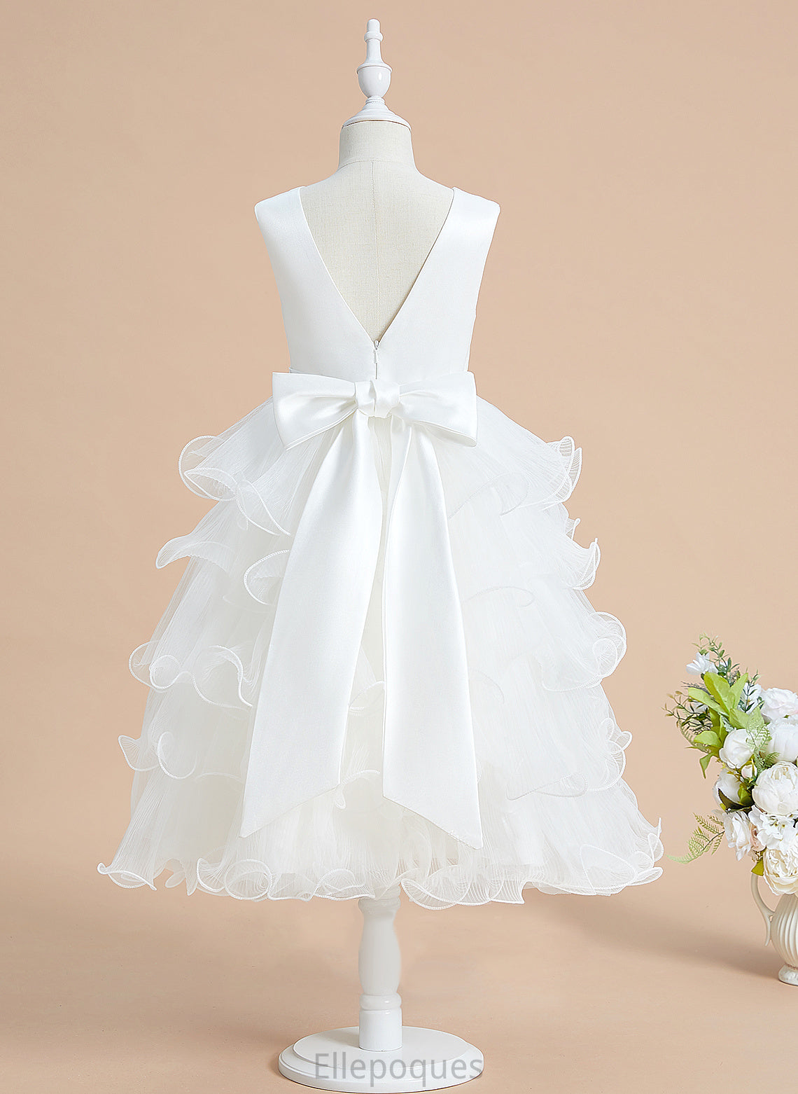 - Tea-length Girl Sleeveless Satin/Tulle Bow(s) Flower Girl Dresses Dress With Flower V-neck Tess Ball-Gown/Princess