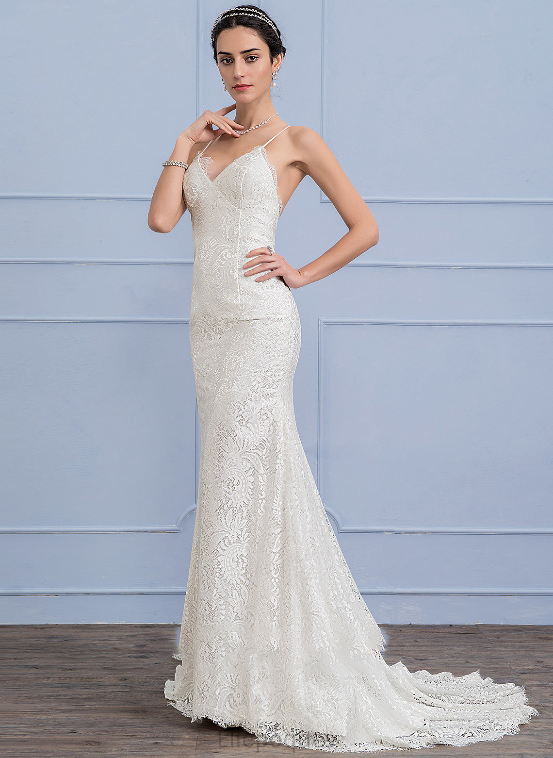 Court Lace V-neck Wedding Train Trumpet/Mermaid Dress Lynn Wedding Dresses