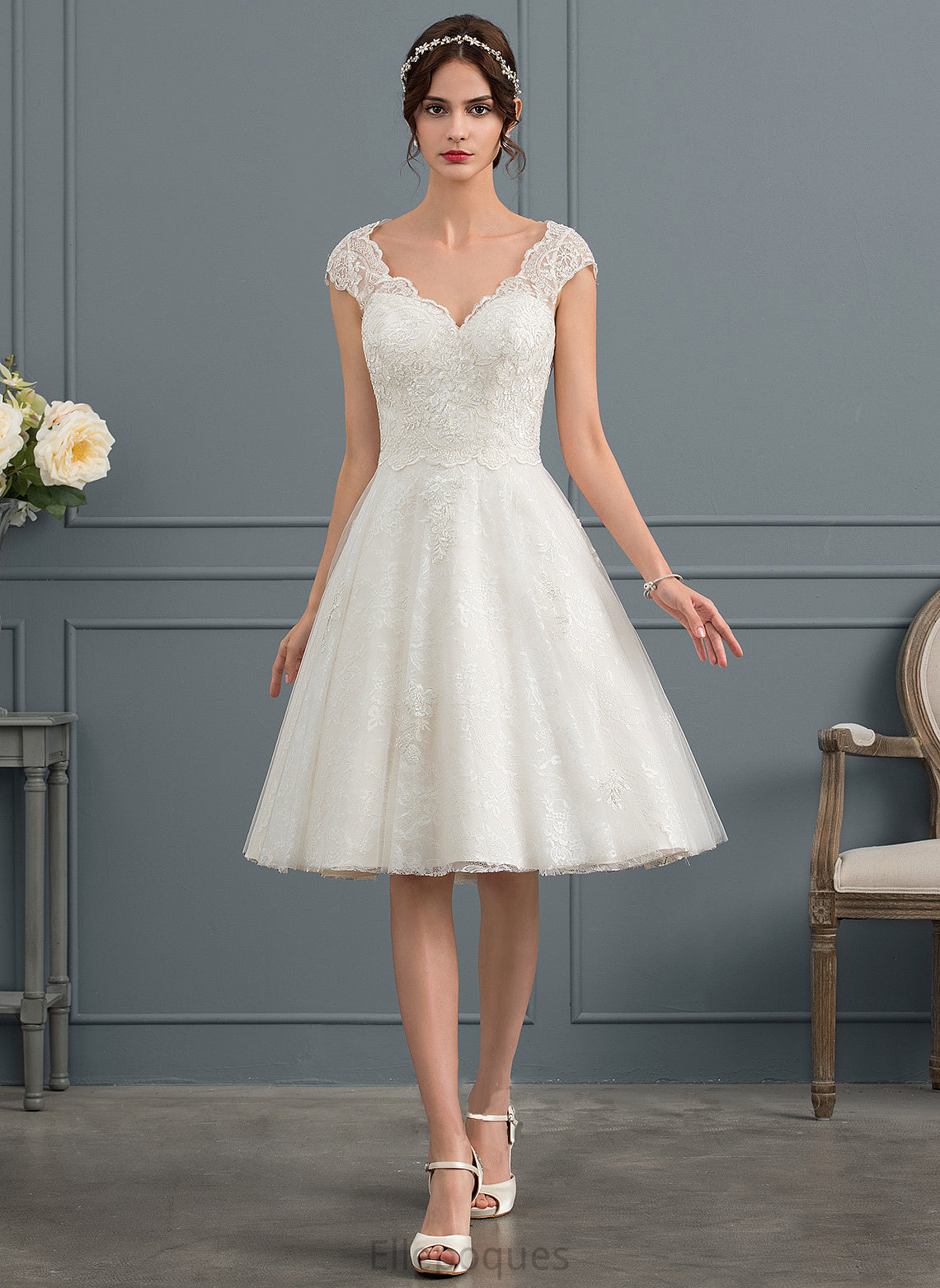 Dress A-Line Tulle Wedding Dresses Wedding Matilda V-neck Knee-Length Lace