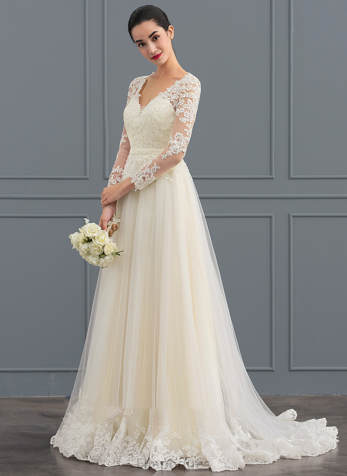 Ball-Gown/Princess Wedding Train Wedding Dresses Sweep Tulle V-neck Dress Dominique