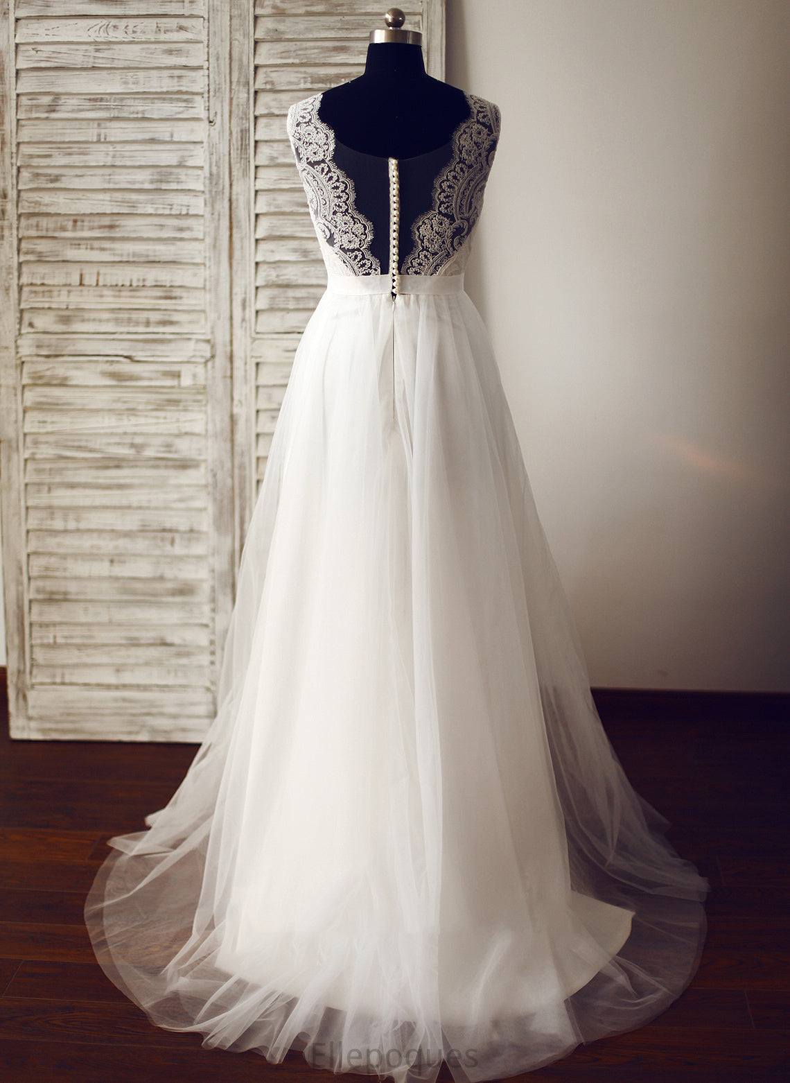 Tulle Sweep Train Wedding Dresses Aniya V-neck Dress Wedding A-Line