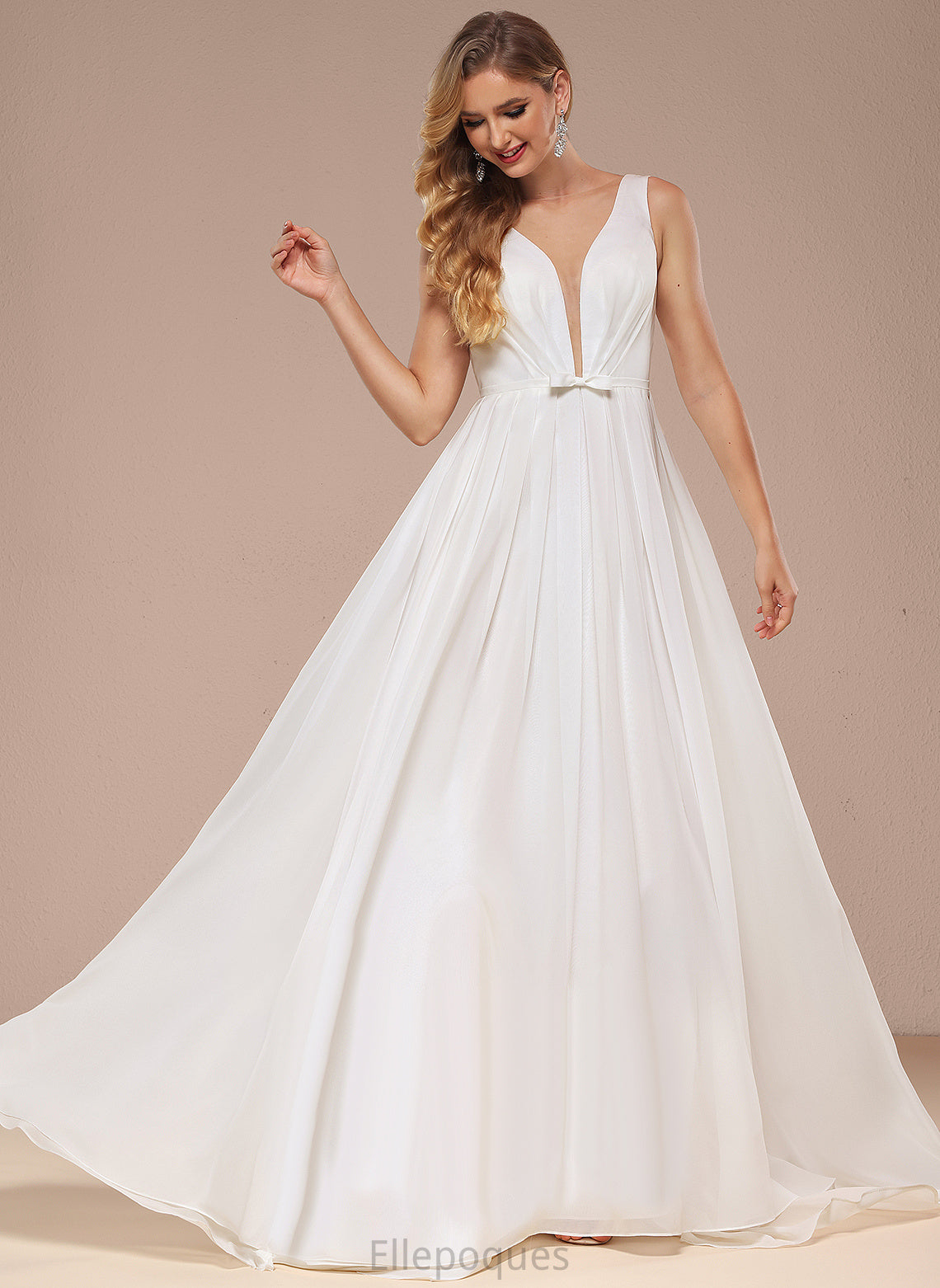 With Train Wedding V-neck Chiffon Wedding Dresses Dress Bow(s) A-Line Pat Sweep