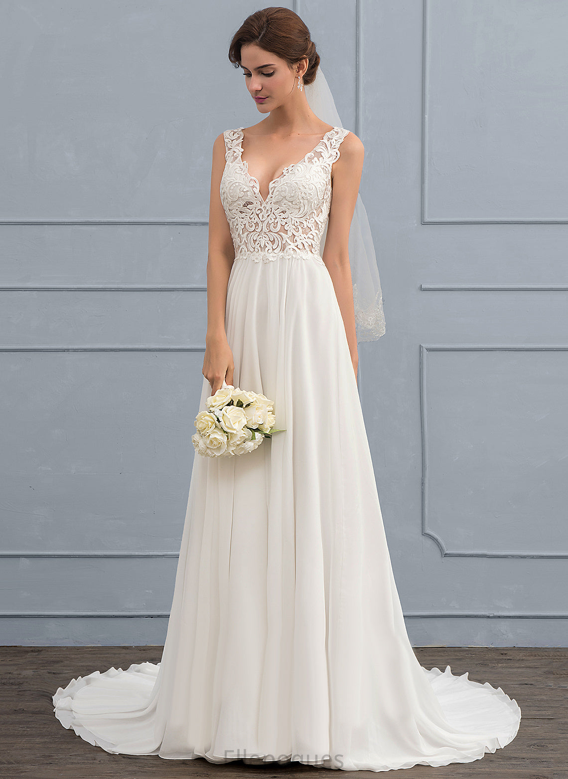 V-neck Chiffon Court Wedding Wedding Dresses A-Line Lace Halle Dress Train