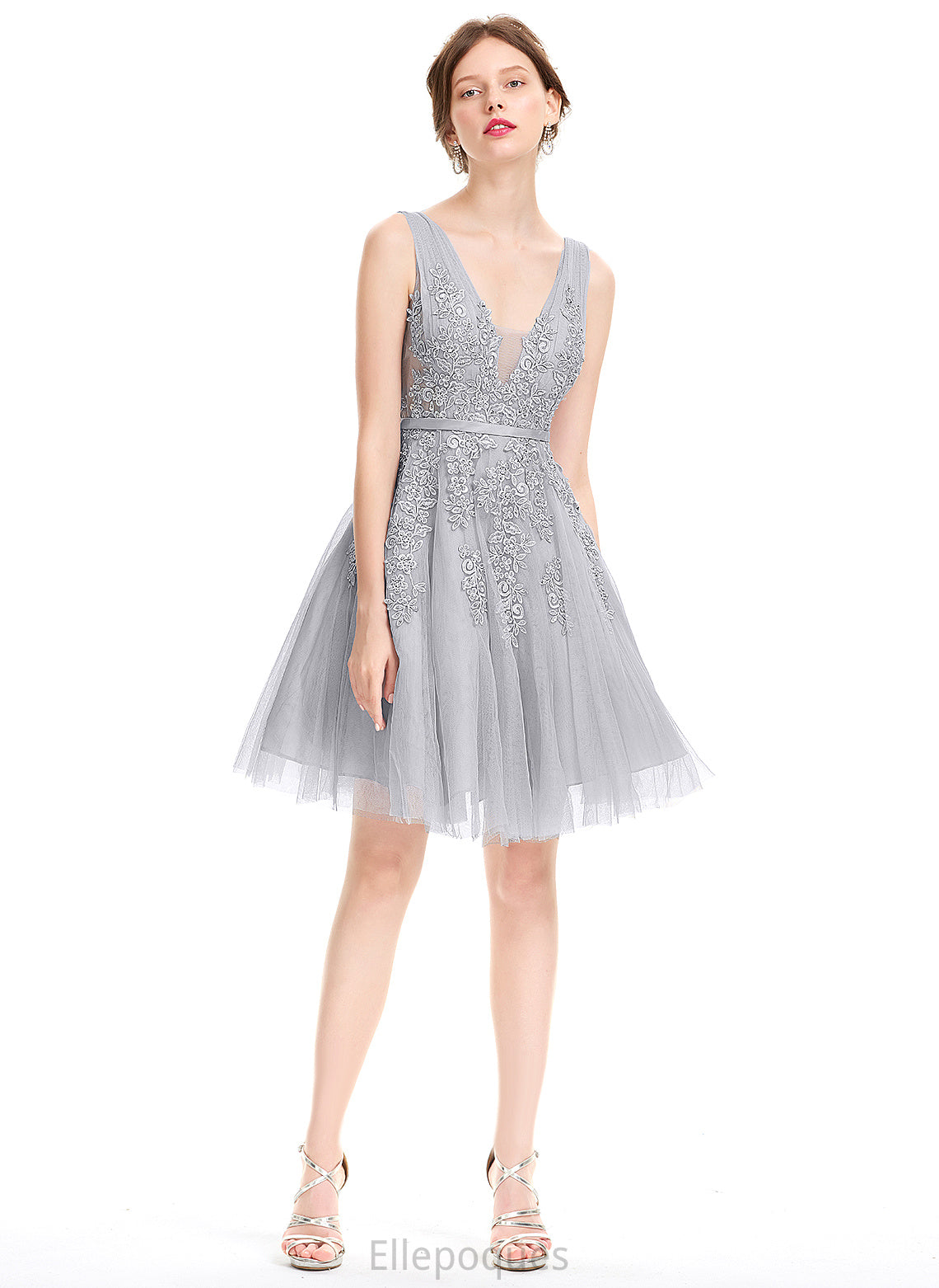 A-Line Beading Gia Homecoming Knee-Length Sequins Lace Tulle V-neck With Dress Homecoming Dresses