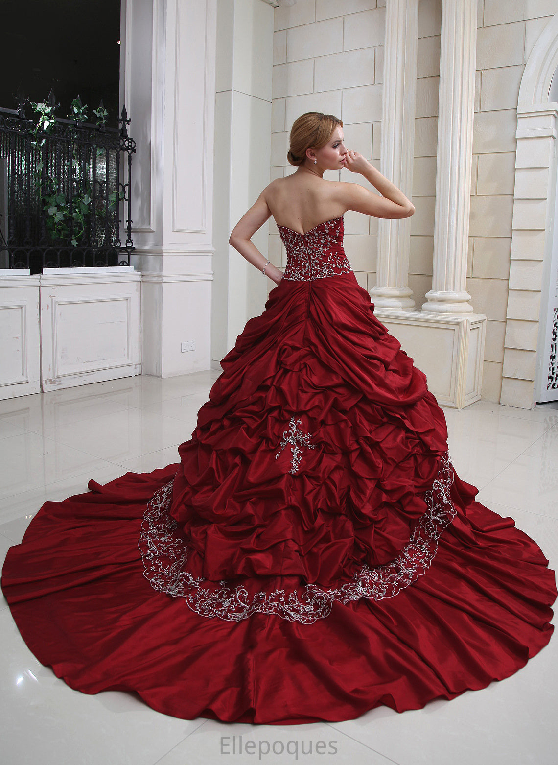 Wedding Dress Royal Wedding Dresses Ruffle Ball-Gown/Princess Taffeta Beading Train Virginia With Embroidered Sweetheart