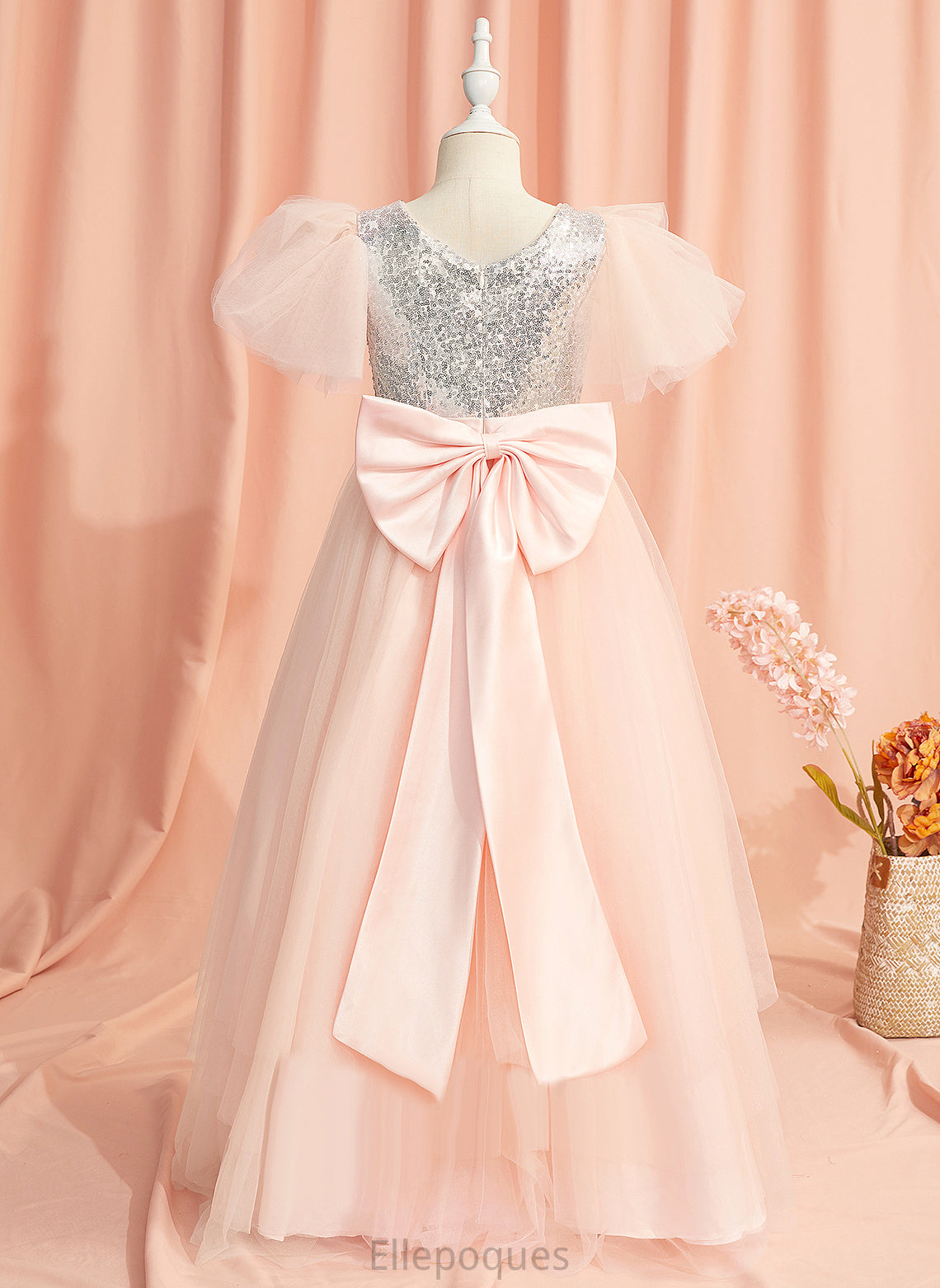 Ball-Gown/Princess Beading/Sequins/Bow(s) Tulle/Sequined Sleeves Neck Flower Floor-length Short With Scoop Girl Deja - Flower Girl Dresses Dress