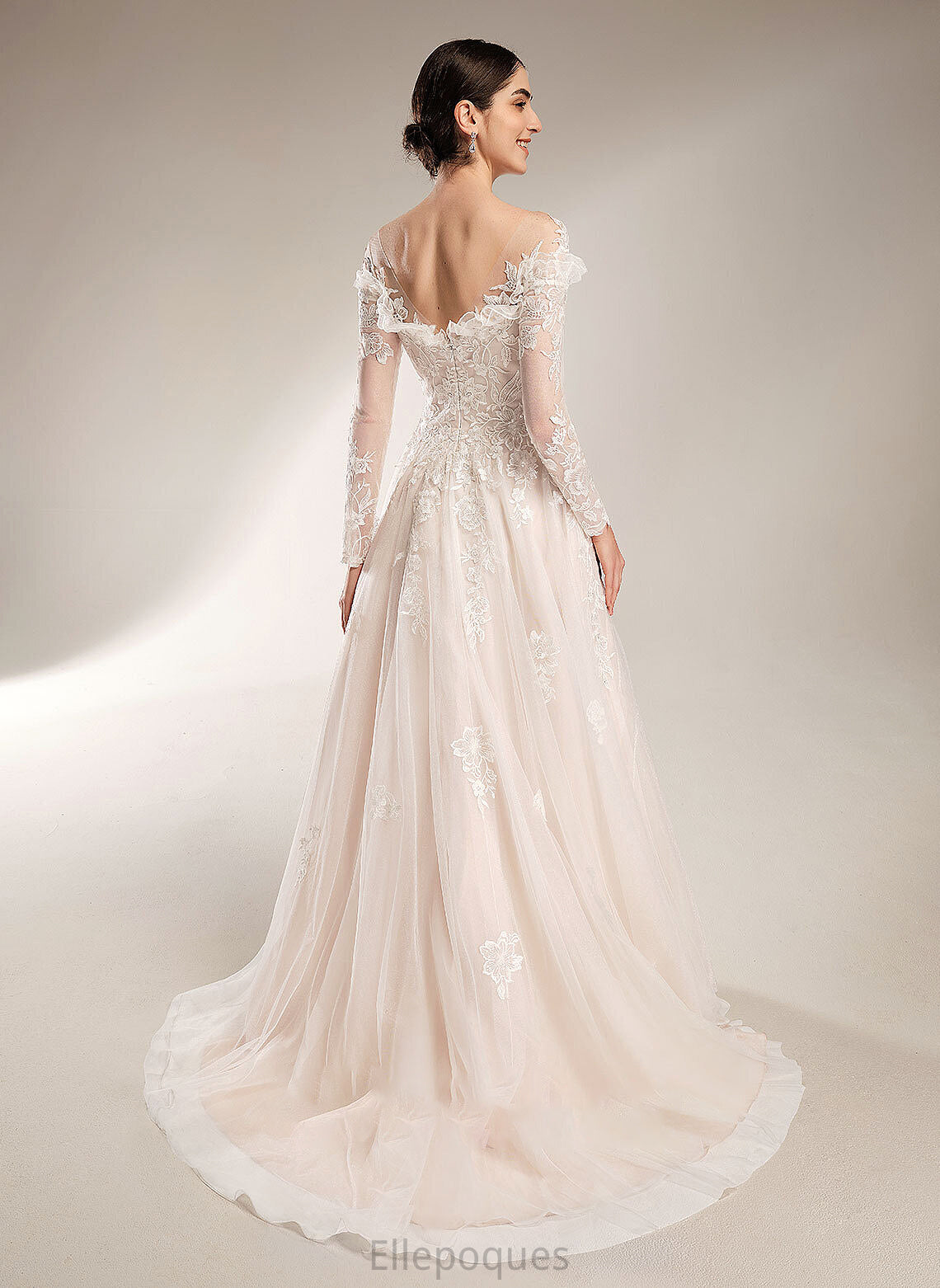 Off-the-Shoulder With Wedding Dress Train Ball-Gown/Princess Hannah Wedding Dresses Sequins Court