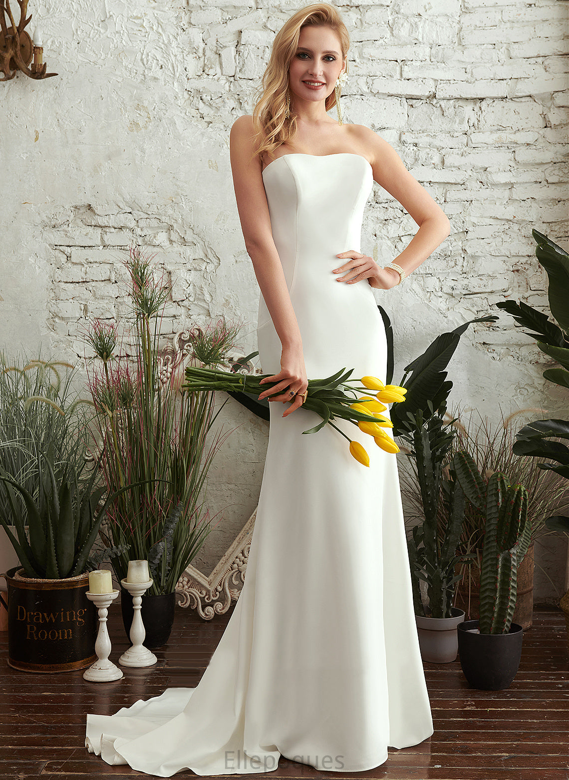 Wedding Dresses Strapless Terri Sweep Wedding Crepe Dress Train Stretch Trumpet/Mermaid