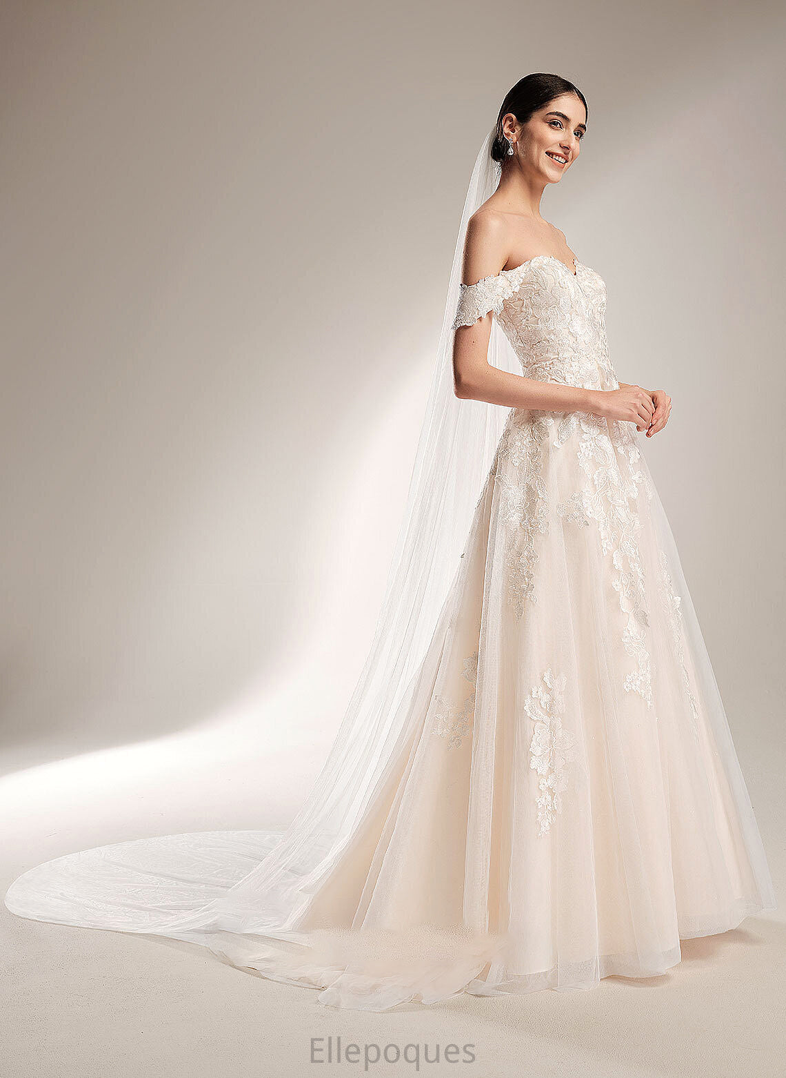 Train Off-the-Shoulder Ball-Gown/Princess Wedding Dresses Dress Georgia Chapel Wedding