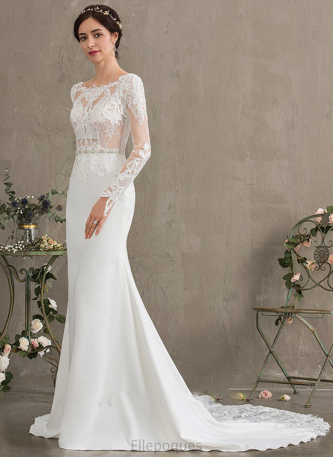 Stretch Chapel With Train Dress Sequins Beading Wedding Trumpet/Mermaid Penny Scoop Neck Wedding Dresses Crepe