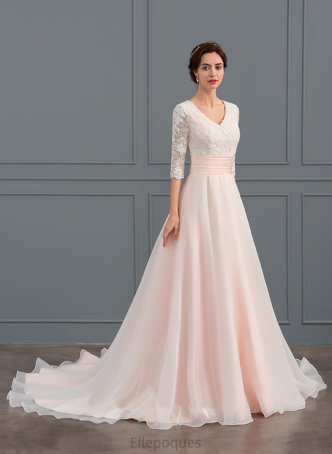 Lace Wedding Court Ball-Gown/Princess Dress Donna Wedding Dresses V-neck With Train Organza Ruffle