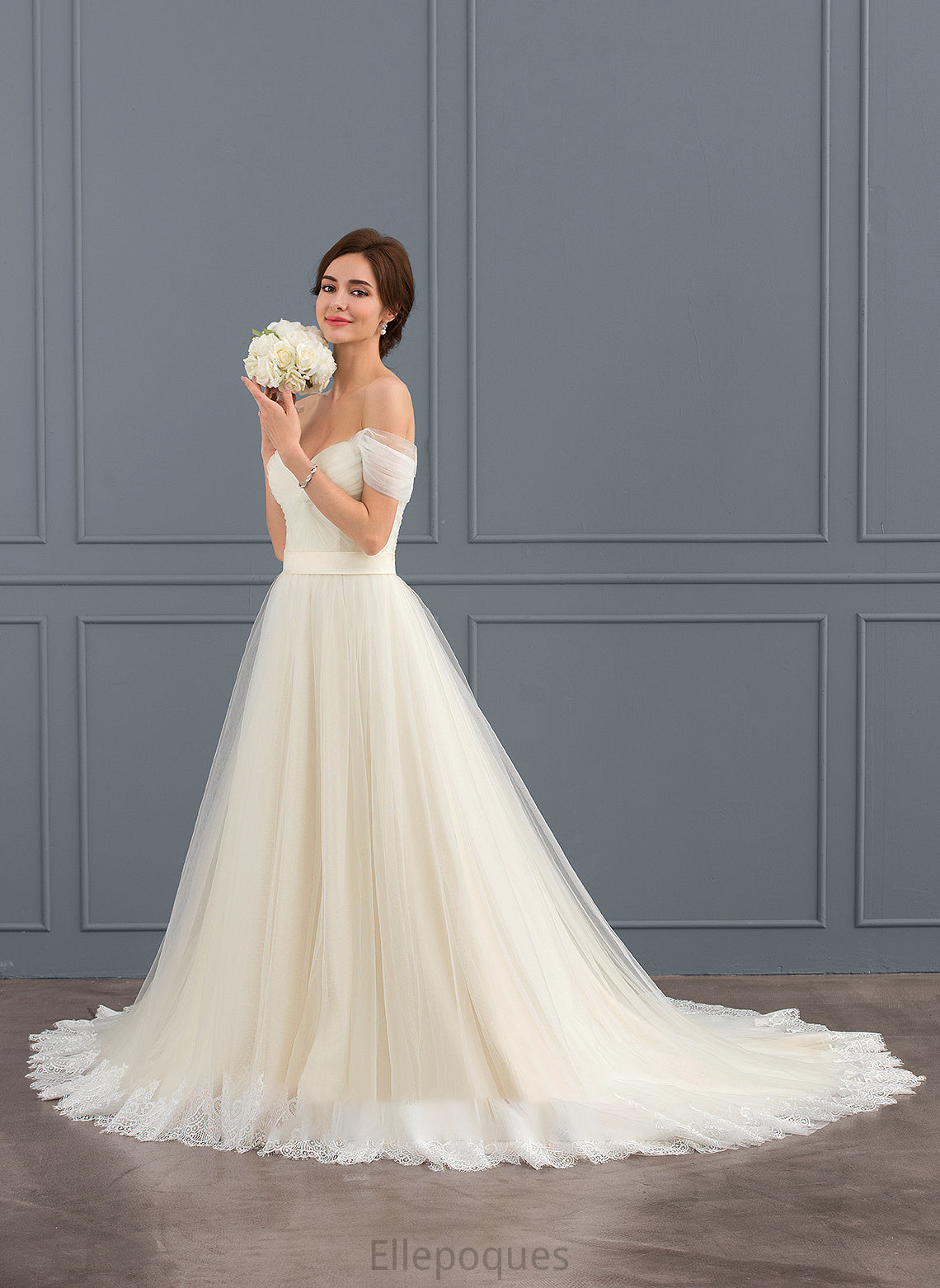 Ruffle Tulle Court Aryana Train Lace With Dress Wedding Dresses Ball-Gown/Princess Off-the-Shoulder Wedding