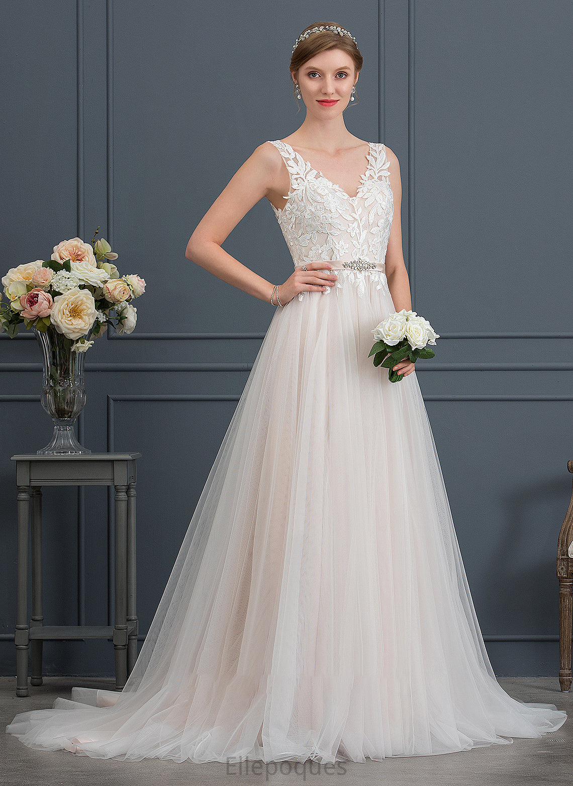 Willa Beading Tulle Wedding A-Line Train With V-neck Wedding Dresses Dress Court