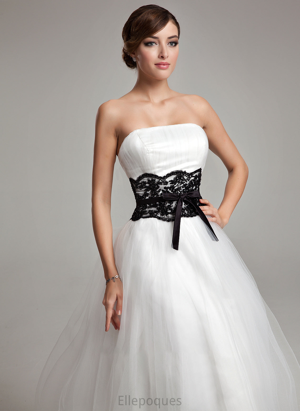 Lace Bow(s) Jaelyn With Sash Wedding Dresses Tulle Strapless Beading Dress Wedding Ball-Gown/Princess Tea-Length