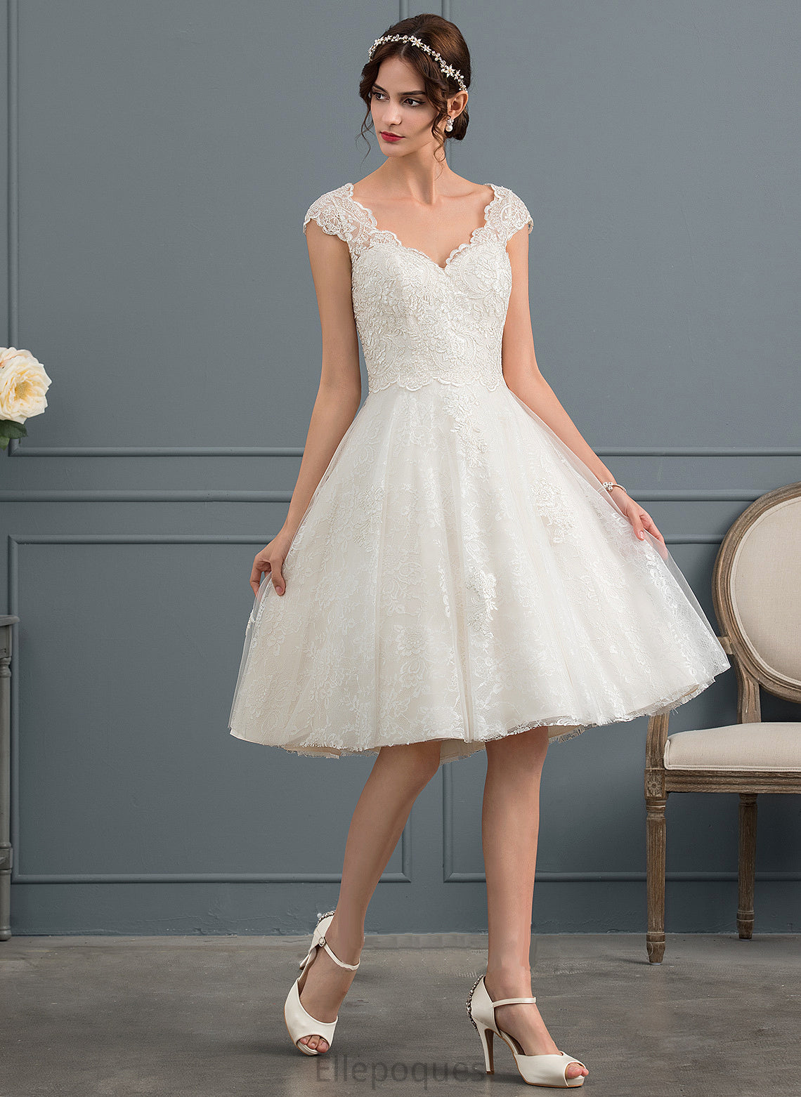 Dress A-Line Tulle Wedding Dresses Wedding Matilda V-neck Knee-Length Lace