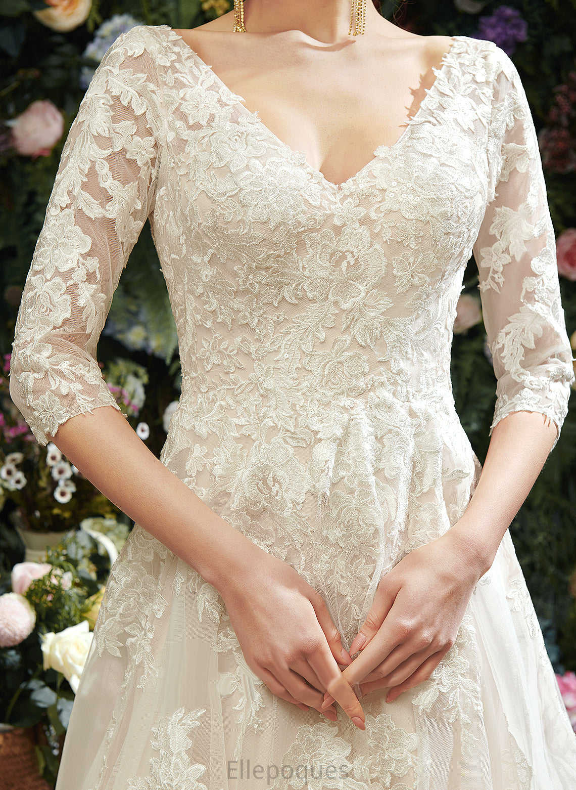 Wedding Lace Sequins Dress Tulle Wedding Dresses With Nayeli Court V-neck A-Line Train