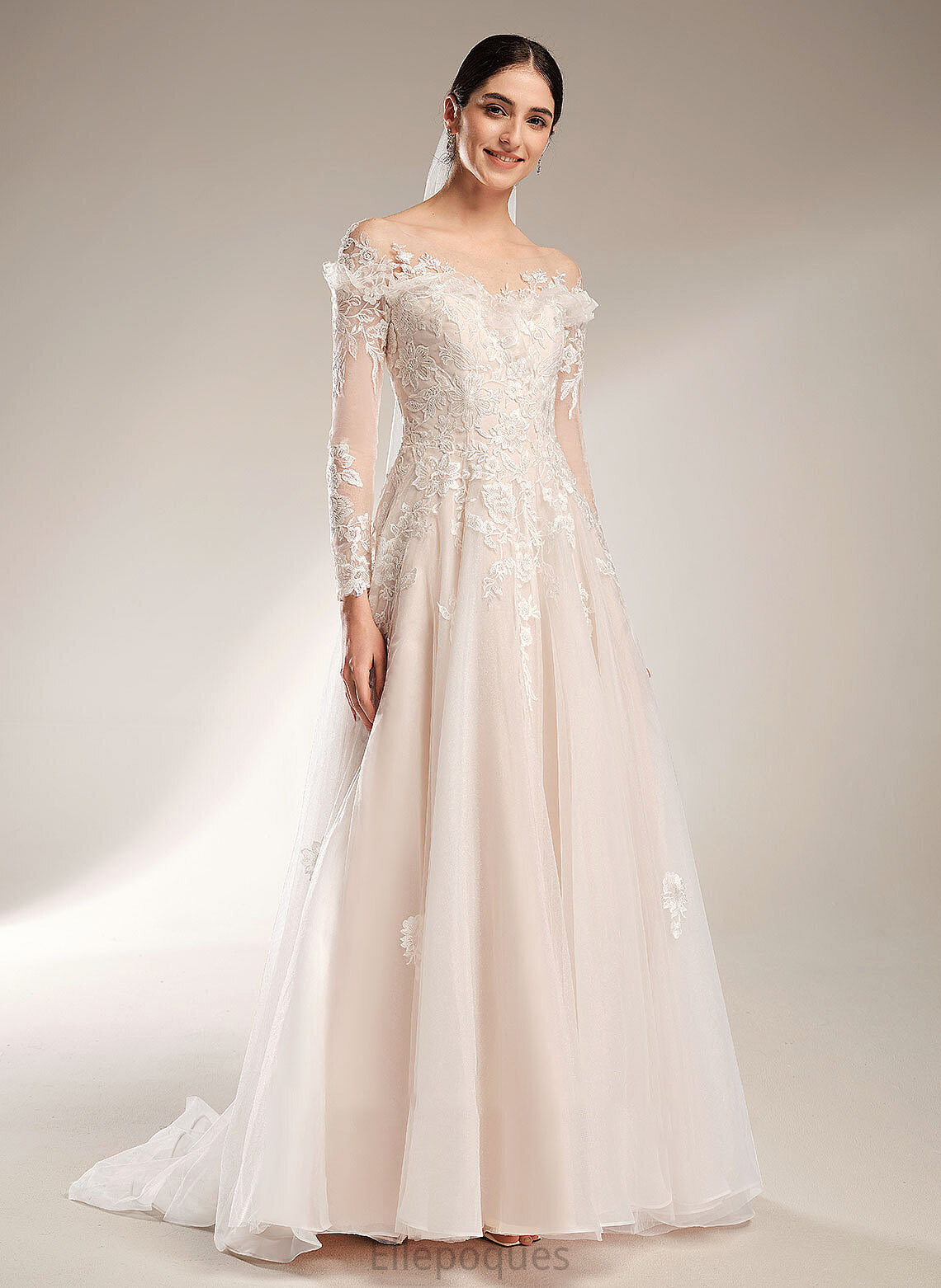 Off-the-Shoulder With Wedding Dress Train Ball-Gown/Princess Hannah Wedding Dresses Sequins Court