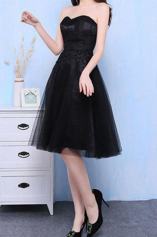 2024 New Arrival Homecoming Dresses Sweetheart Tulle With Applique And Cape