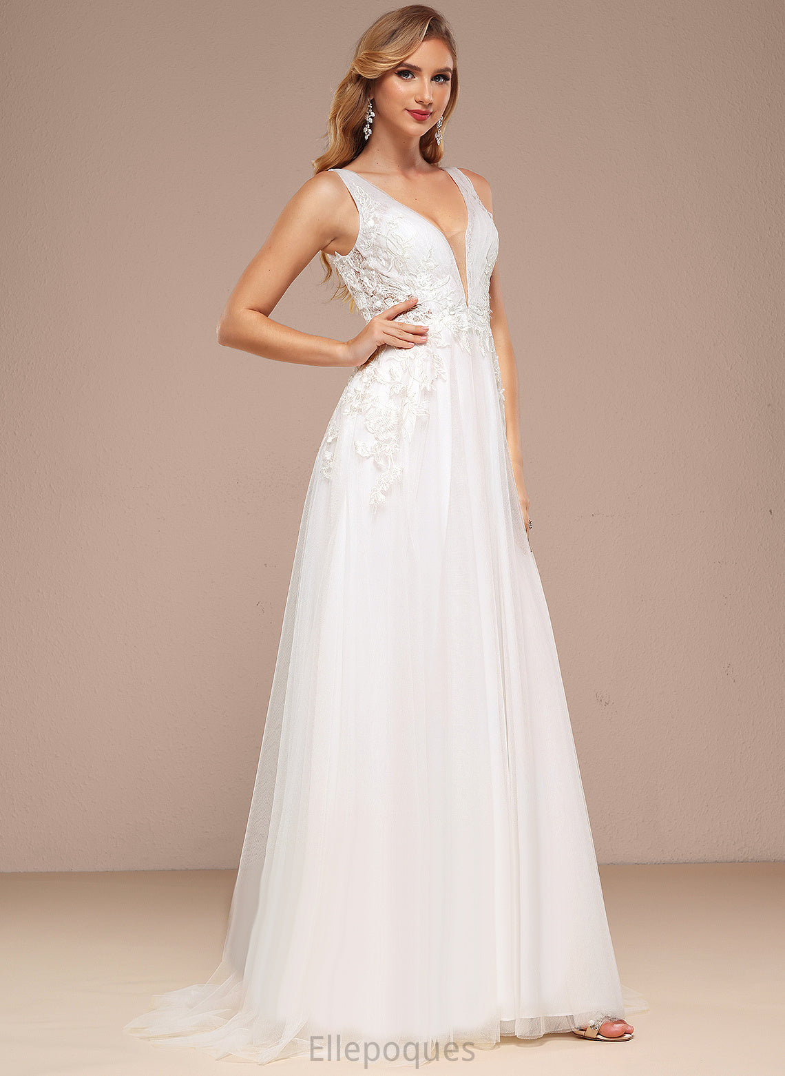 Lace Sweep Wedding Sequins Wedding Dresses With A-Line Elvira Dress Train V-neck Tulle