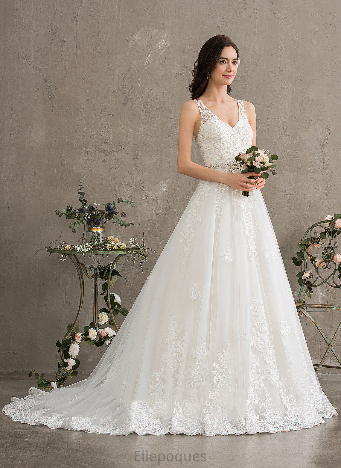 Ball-Gown/Princess Lace Wedding Dresses With Court Wedding Train Beading V-neck Dress Marlene Sequins Tulle