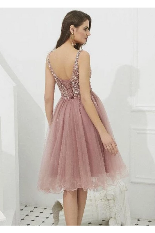 V-Neck Tulle With Beaded Short Homecoming Dresses