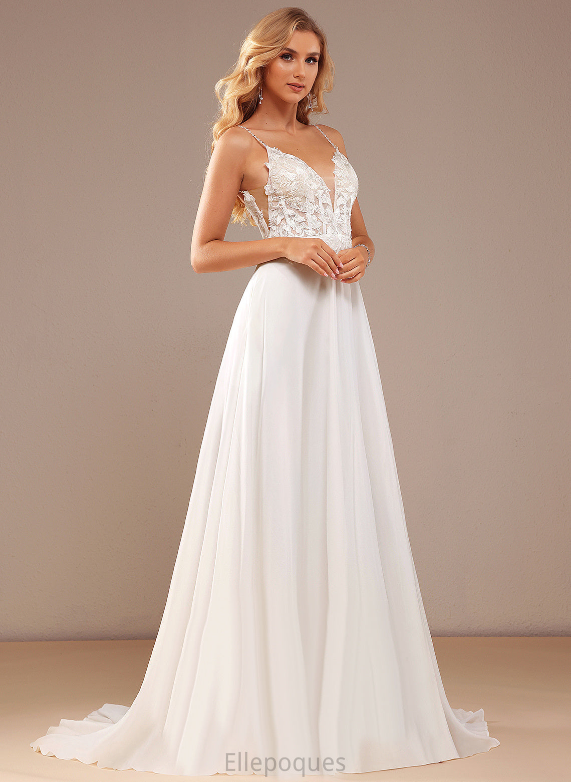 Lace Sequins Train Wedding Chiffon Pockets Lace Feather Wedding Dresses V-neck A-Line Court Margaret With Dress Beading