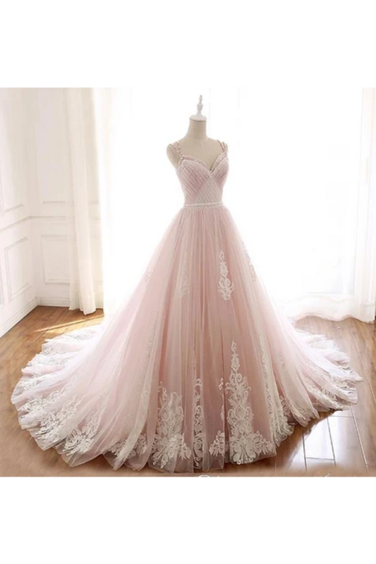 Tulle Iovry Appliques SweetHeart Neckline Cathedral Train Wedding Dress