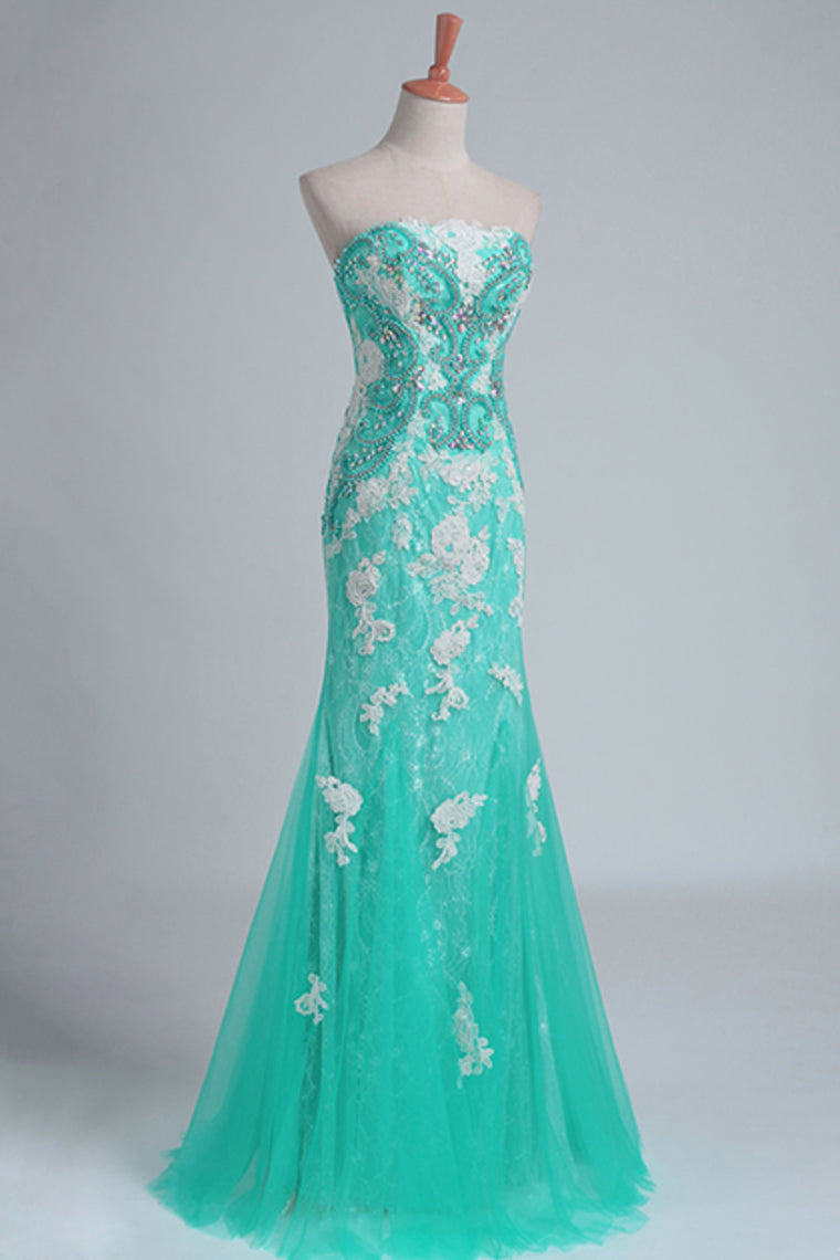 2024 Prom Dresses Strapless Column With Beading And Applique